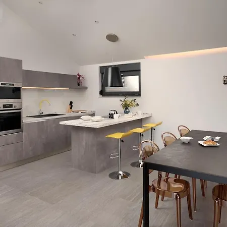 Linea Villa